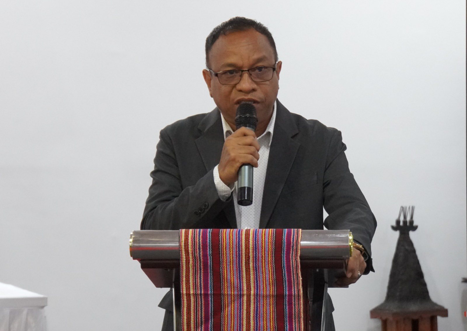 𝐌𝐂𝐈 𝐋𝐚𝐧𝐬𝐚 𝐒𝐢𝐬𝐭𝐞𝐦𝐚 𝐋𝐢𝐜𝐞𝐧𝐜𝐢𝐚𝐦𝐞𝐧𝐭𝐨 𝐒𝐞𝐜𝐭𝐨𝐫𝐢𝐚𝐥 𝐁𝐚 𝐀𝐭𝐢𝐯𝐢𝐝𝐚𝐝𝐞𝐬 𝐊𝐨𝐦𝐞𝐫𝐬𝐢𝐚𝐢𝐬 𝐢𝐡𝐚 𝐓𝐢𝐦𝐨𝐫-𝐋𝐞𝐬𝐭𝐞